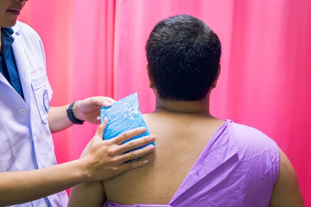 Best Shoulder Impingement Treatment Clinic in Ladner 