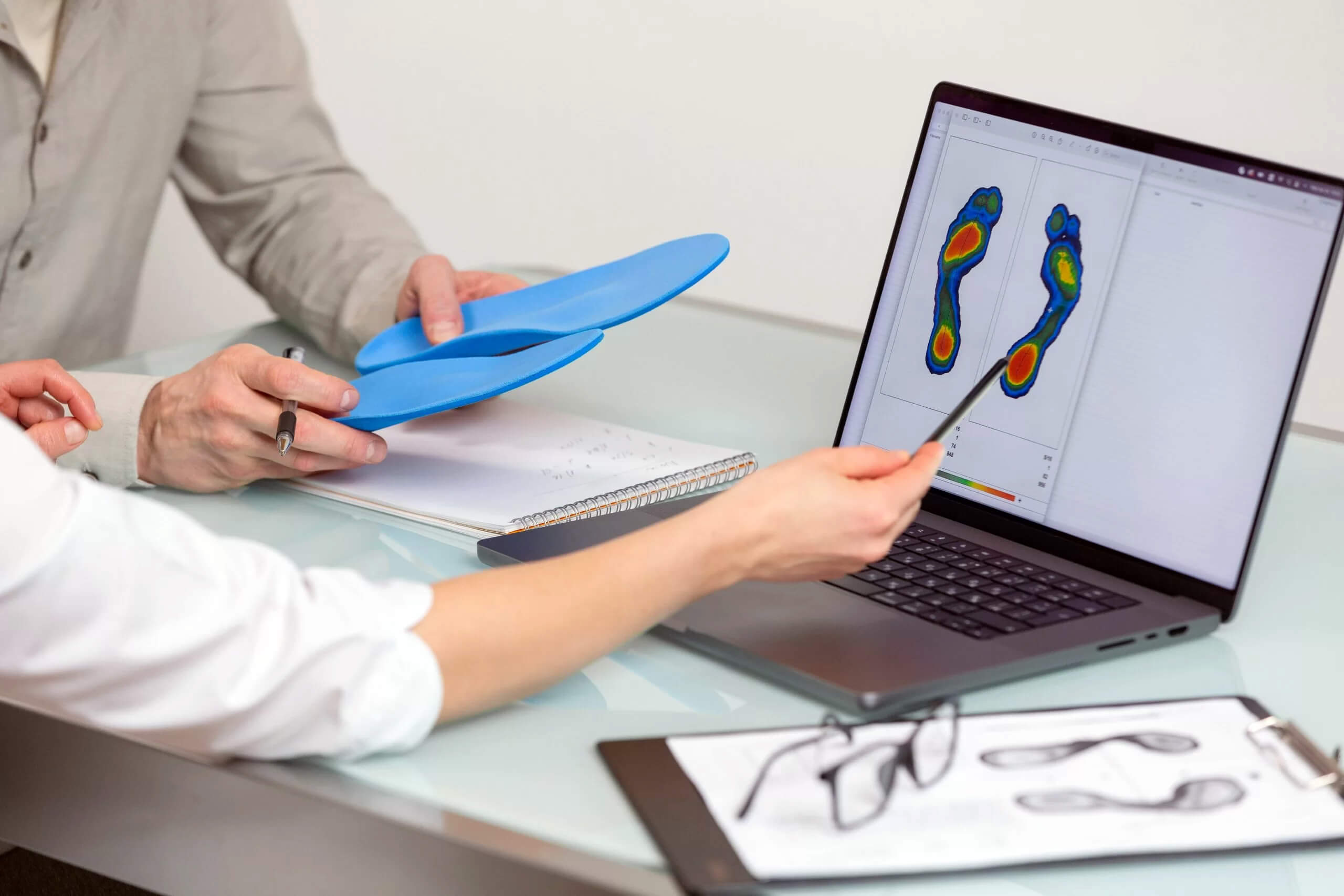 Custom Orthotics: How Chiropractors Can Help